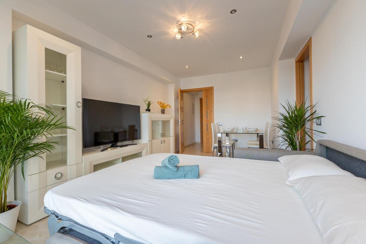 Charming 3 Bedroom Apartment At Triana Center By Oui Sevilla Dış mekan fotoğraf