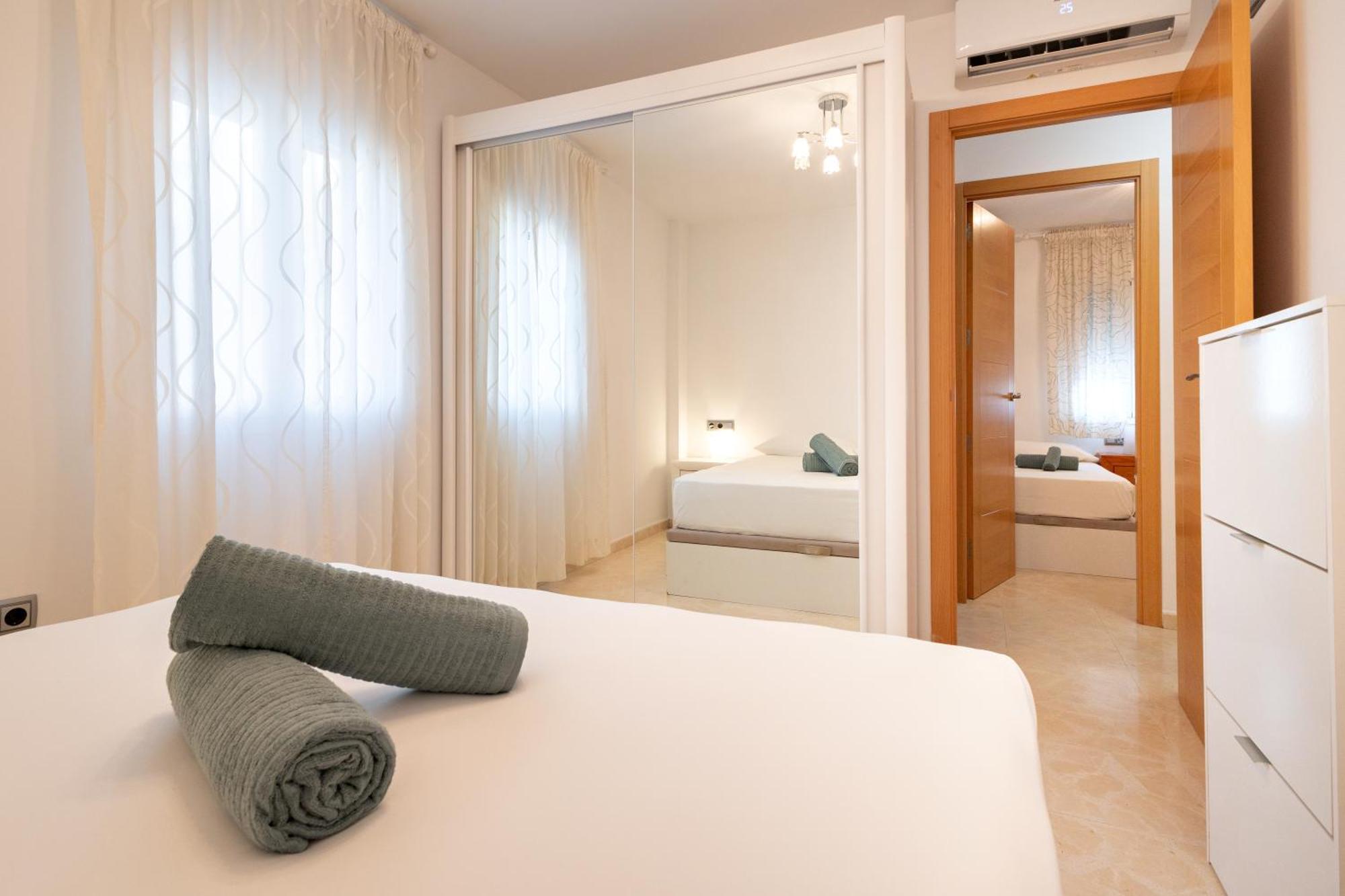 Charming 3 Bedroom Apartment At Triana Center By Oui Sevilla Dış mekan fotoğraf